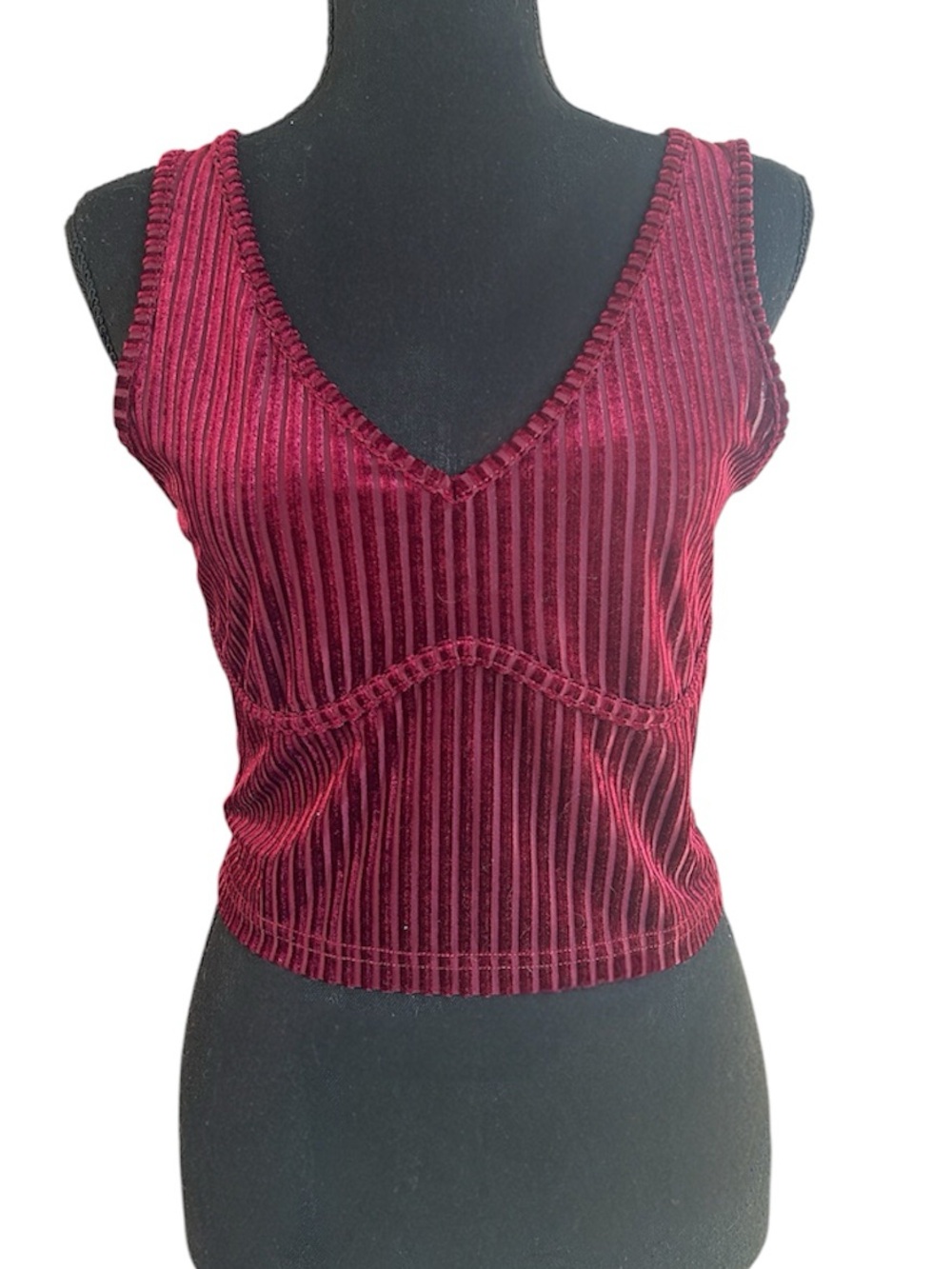 Burgundy Velvet Cropped Tank Top ♥️